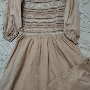 Old Navy smocked maxi dress size Small